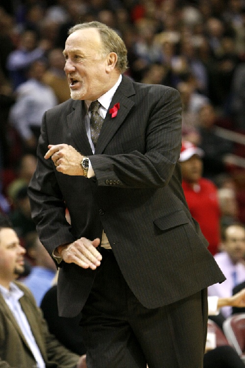 包含阿斯顿维拉训练开放日;集结日回应争议引欢呼;NBA常规赛在即;赛程密集仍需轮换的词条 包含阿斯顿维拉训练开放日;集结日回应争议引欢呼;NBA常规赛在即;赛程密集仍需轮换的词条